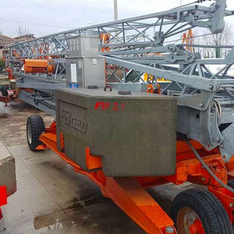 Gru automontante FB 520